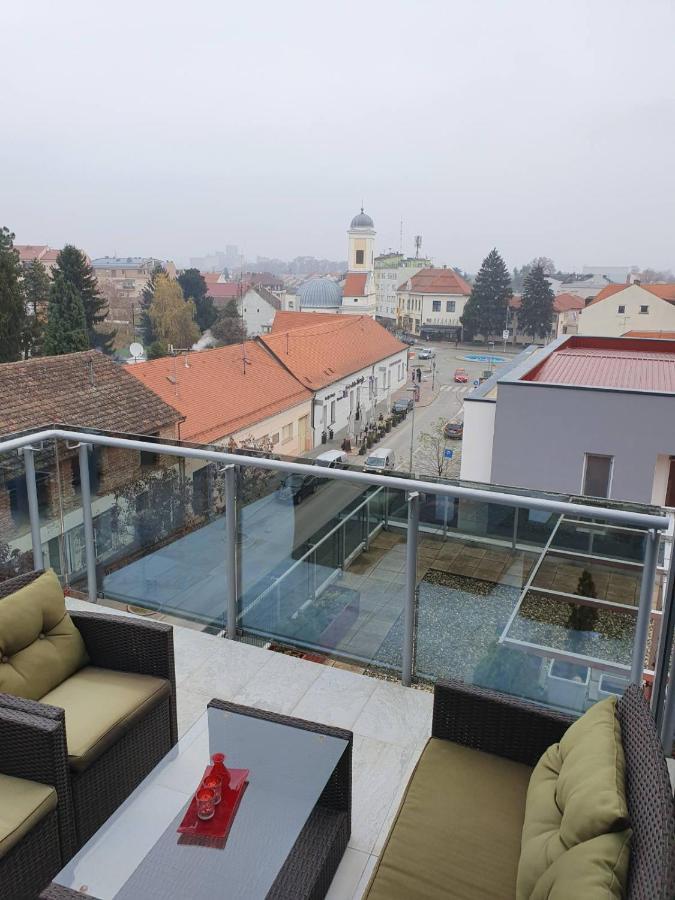 Penthouse Heart Of Slavonia **** Lejlighed Ðakovo Eksteriør billede